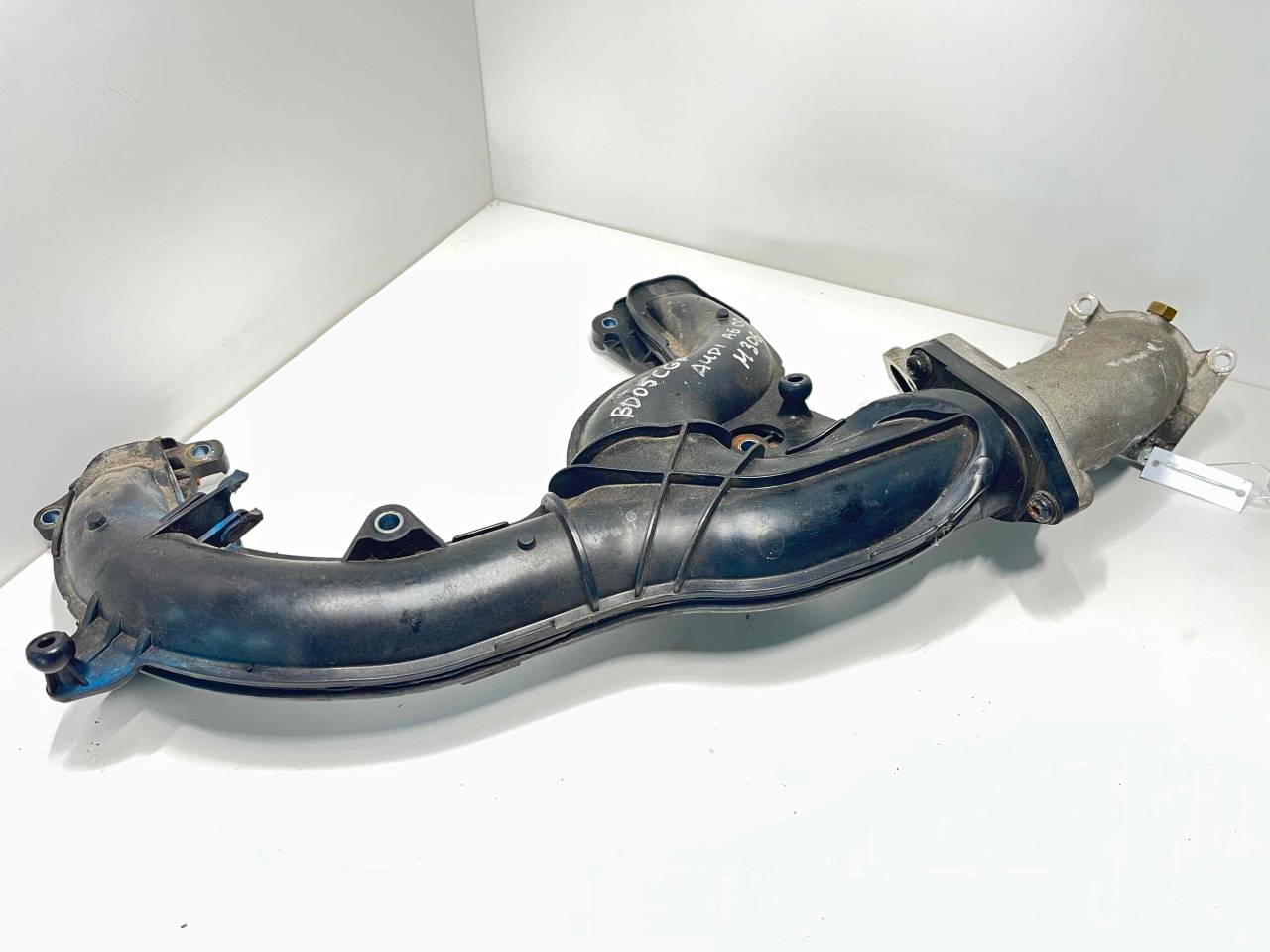 коллектор впускной Audi A6 4F/C6 2007, 3.0 л., TDi, дизель, АКПП, полный привод, 059145762B - фото №1