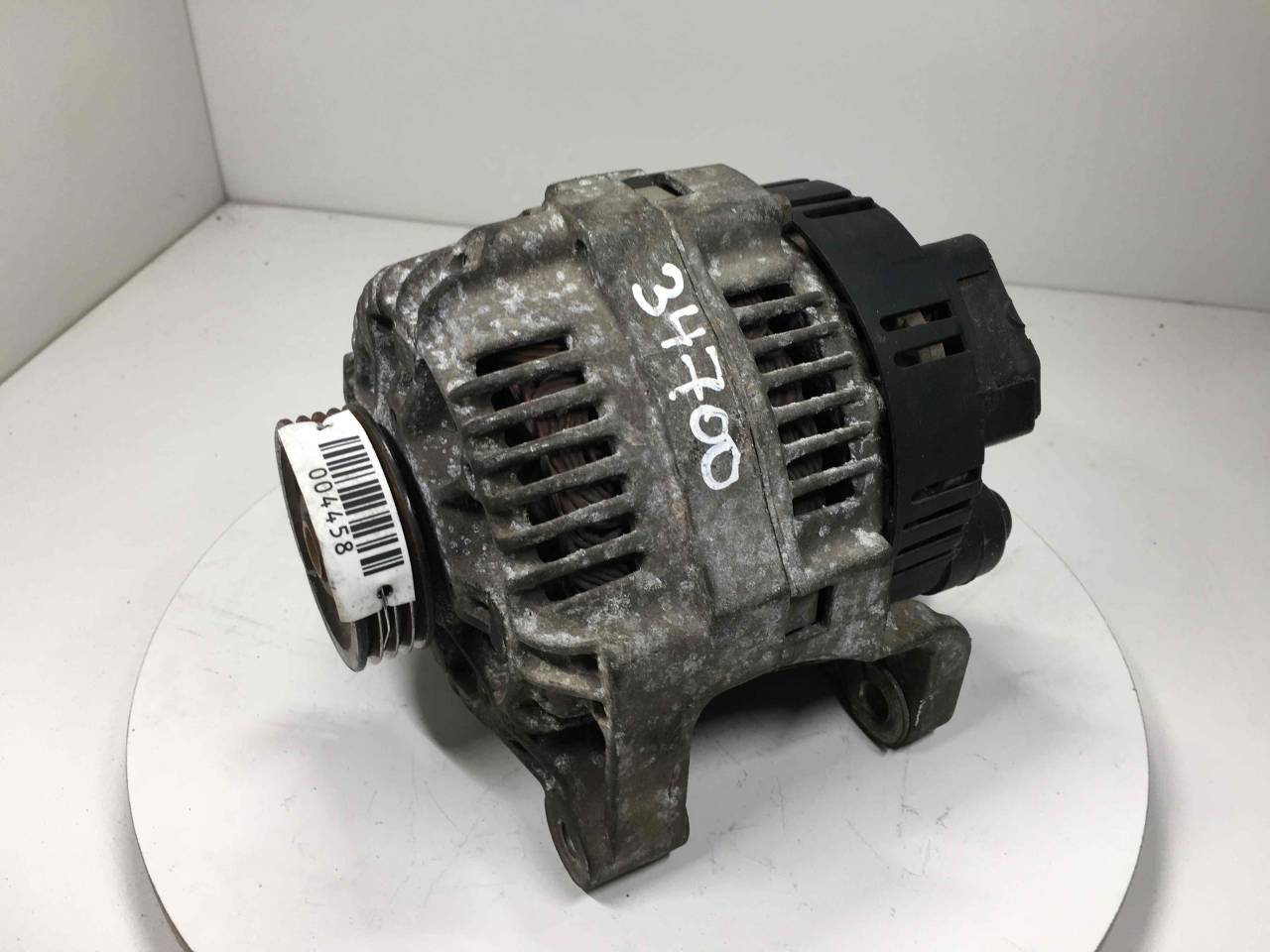генератор Renault Clio 2 поколение 2002, 1.2 л., бензин, A11VI67 - фото №1