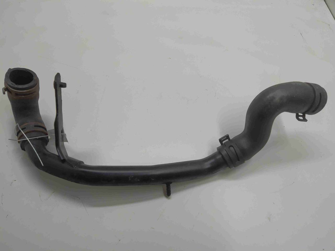 трубка охлаждающей жидкости SEAT Ibiza 4 поколение 2012, 1.6 л., TD, дизель, МКПП, передний привод, 03L122157R, 03L121157AL, 03L121157Q - фото №1