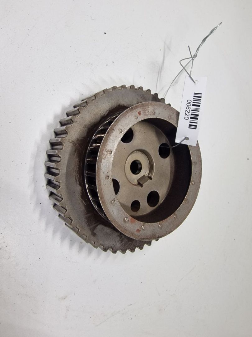 шкив распредвала Volkswagen Golf 5 поколение 2009, 1.4 л., i, бензин, МКПП, передний привод, 036109111Q - фото №1