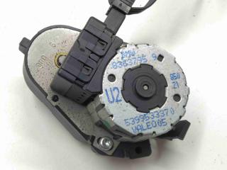 моторчик заслонки печки BMW 5 серия E39 1999, 2.5 л., i, бензин, МКПП, седан, задний привод, 64118363795, 8363795