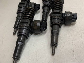 форсунка Volkswagen Transporter T5 2006, 1.9 л., дизель, 038130073AG, 0414720215