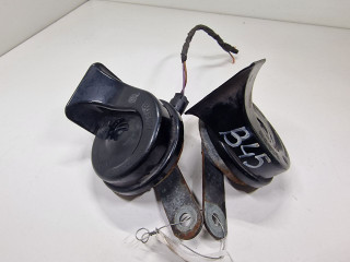 сигнал (клаксон) BMW 5 серия E39 1997, 2.0 л., i, бензин, МКПП, седан, задний привод, 3881157, 8362359, 8362360