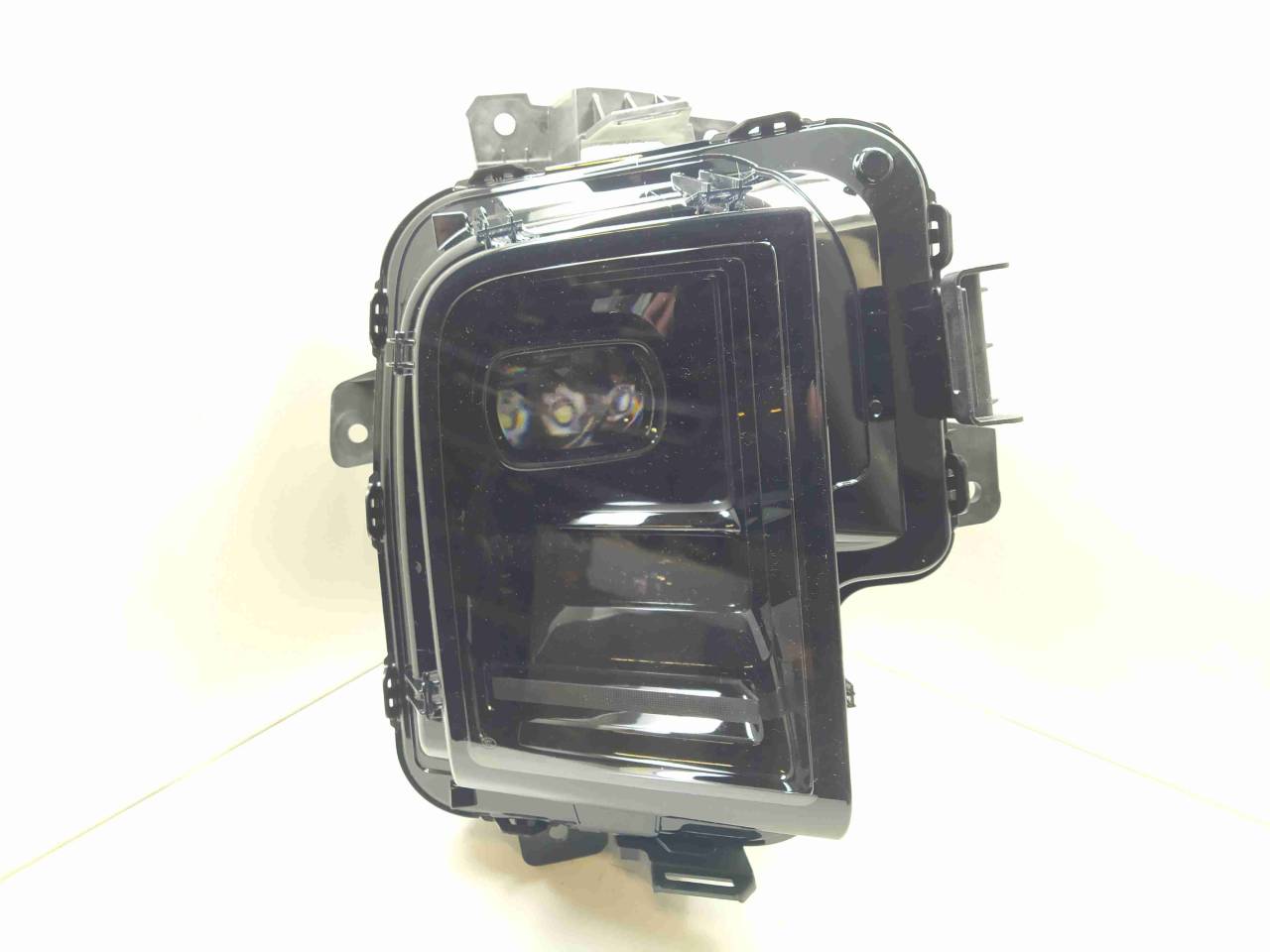 фара правая LiXiang L7 1 поколение 2023, 1.5 л., бензин, полный привод, X0353011092, X0370050011 - фото №1