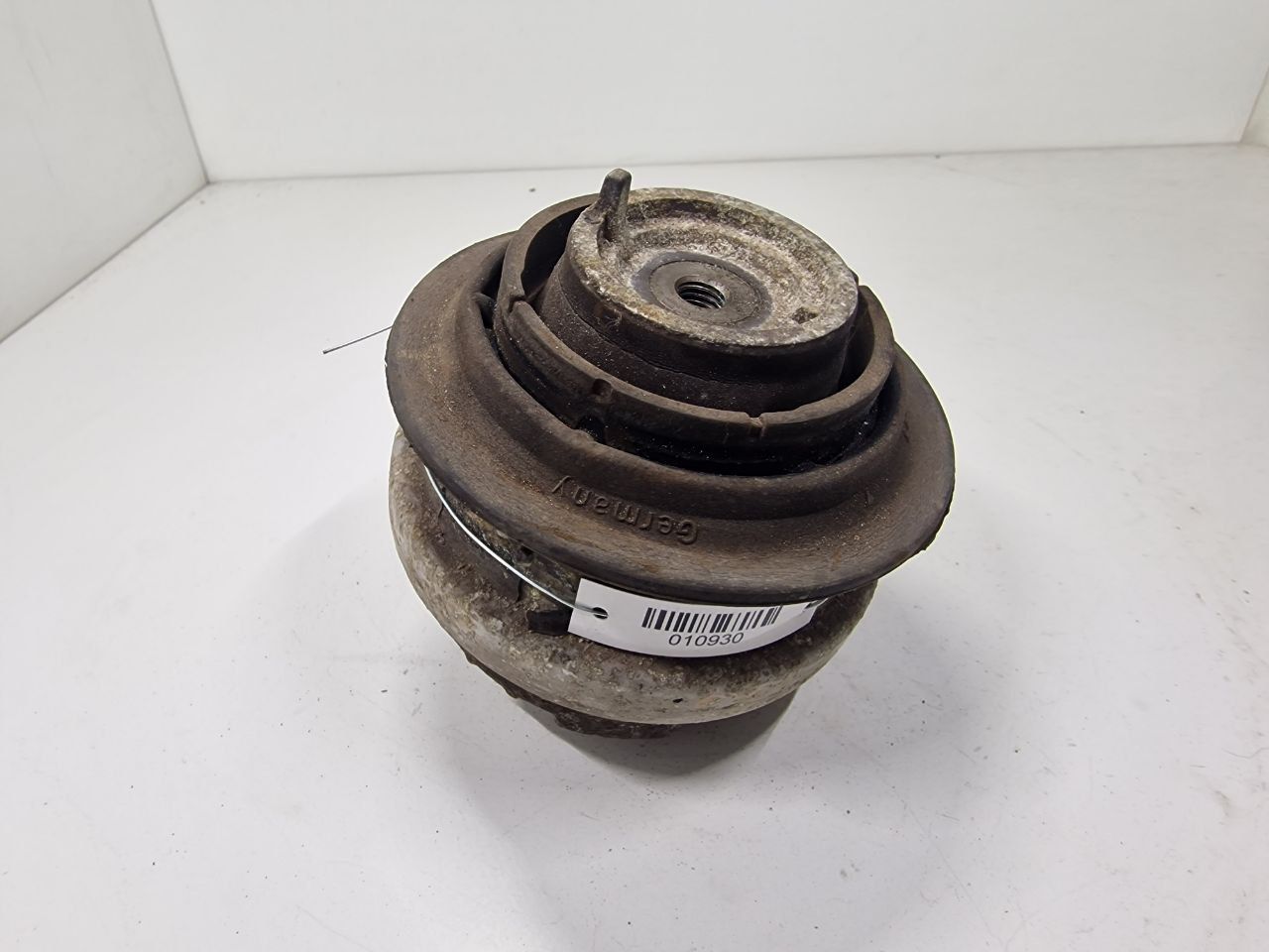 подушка крепления двигателя Mercedes-Benz CLK-Класс W208/A208 1998, 3.2 л., i, бензин, АКПП, задний привод, 2022402717 - фото №1