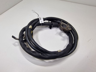 плюсовой провод аккумулятора Mercedes-Benz M-Класс W163 2001, 2.7 л., CDi, дизель, АКПП, внедорожник 5 дв., полный привод, 1635401230, 15361664