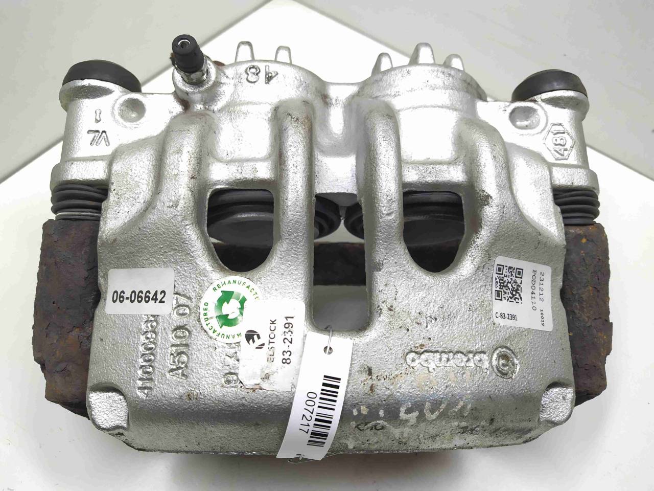 суппорт передний правый Renault Master 3 поколение 2013, 2.3 л., DCi, дизель, МКПП, передний привод, 410009688R - фото №1