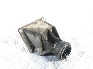 кронштейн полуоси BMW X3 E83 2006, 2.0 л., TDi, дизель, МКПП, полный привод, 7516067