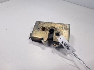 замок двери задней левой Audi 80 B3 1987, 1.8 л., бензин, МКПП, седан, передний привод, 893839015A