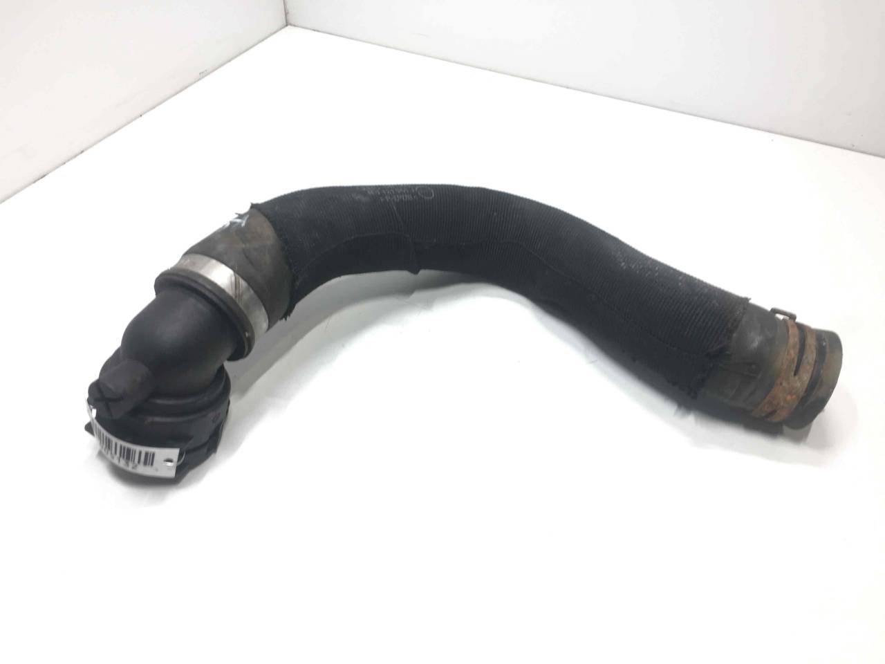 патрубок радиатора Audi A6 4F/C6 2006, 3.0 л., TD, дизель, АКПП, полный привод, 4F0121065J - фото №1