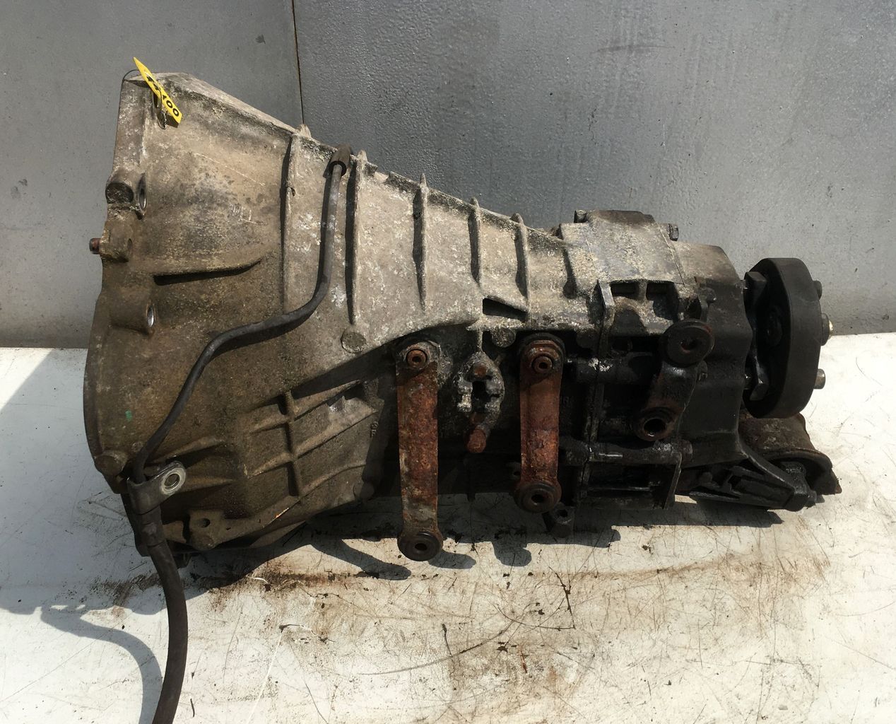 КПП механическая (МКПП) Mercedes-Benz C-Класс W202/S202 1994, бензин, МКПП, 717.418 - фото №1