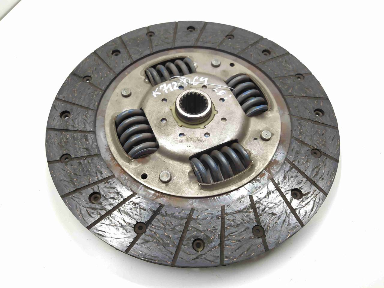 диск сцепления Citroen C4 1 поколение 2005, 2.0 л., i, бензин, МКПП, передний привод, EW10J4S, 2055W4, 2055HC - фото №1