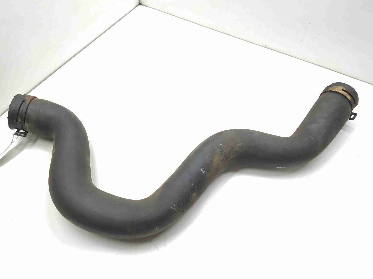 патрубок радиатора Opel Insignia 1 поколение (A) 2011, 2.0 л., CDTi, дизель, МКПП, передний привод, 13220133DA - фото №1