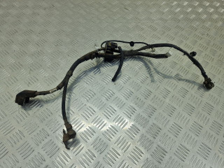 плюсовой провод аккумулятора Subaru Forester 3 поколение (SH) 2010, 2.0 л., TD, дизель, МКПП, полный привод, -