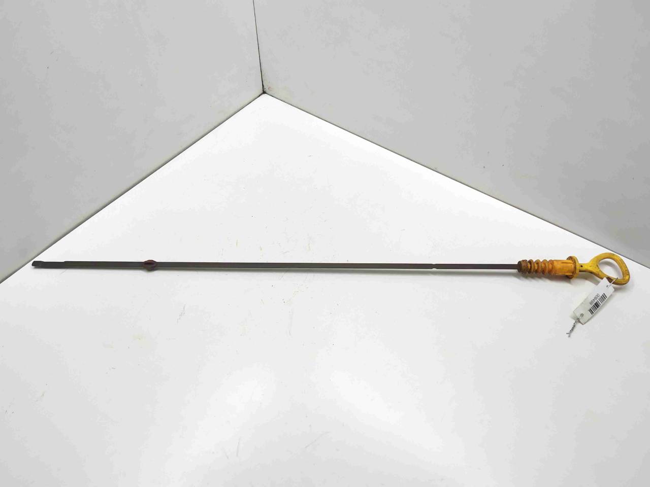 щуп двигателя Audi A3 8P 2004, 1.6 л., i, бензин, МКПП, передний привод, 06A115611B - фото №1