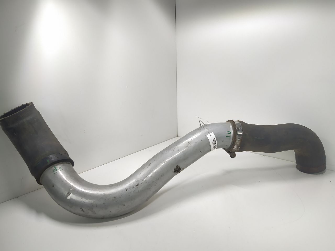 патрубок интеркулера BMW 3 серия E46 2003, 2.0 л., дизель, универсал, 11612247324, 11612247322 - фото №1