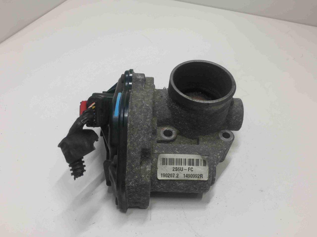 заслонка дроссельная Ford Focus 2 поколение 2006, 1.6 л., i, бензин, VP4F9U9E928BC, 2S6UFC - фото №1