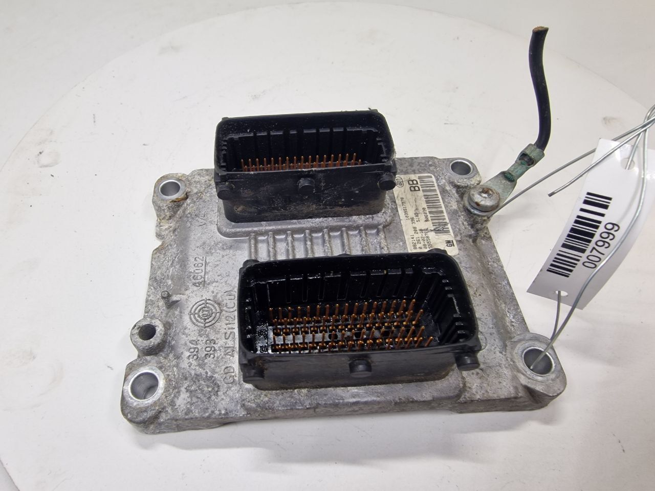 блок управления двигателем Opel Corsa D 2009, 1.4 л., бензин, 0261208396, 1039S17978, 882141 - фото №1