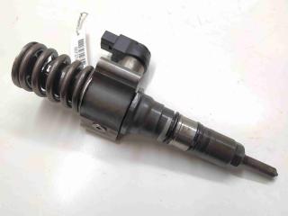 форсунка Audi A3 8P/8PA [рестайлинг] 2006, 2.0 л., TD, дизель, МКПП, передний привод, 03G130073T