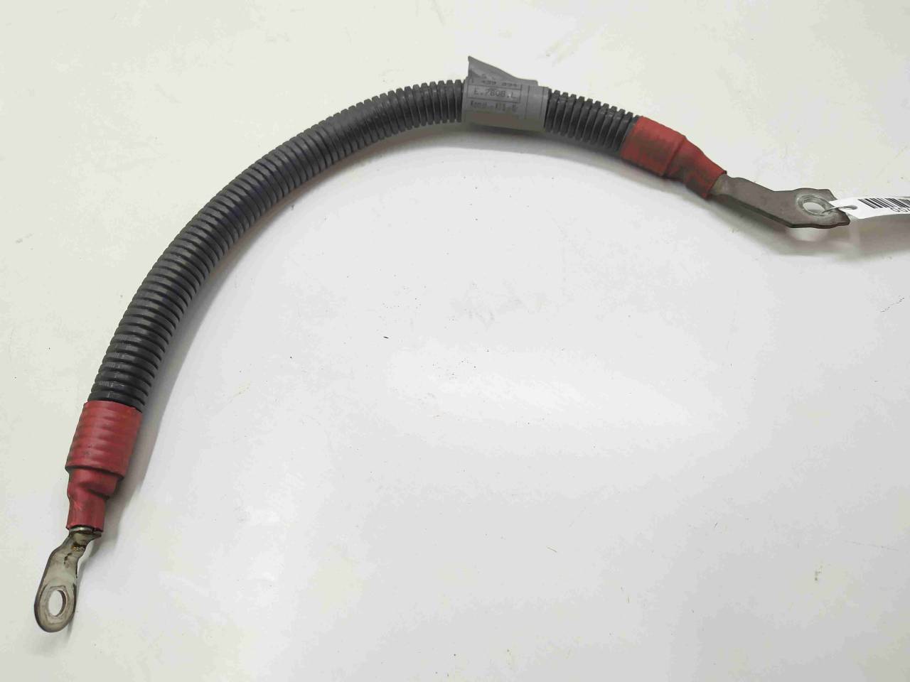 провод с генератора на стартер BMW 5 серия E39 1999, 2.5 л., i, бензин, МКПП, седан, задний привод, 12421439334, 1439334, 1439335 - фото №1