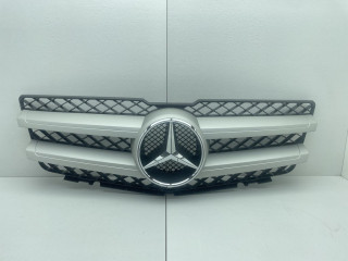 решетка радиатора Mercedes-Benz GLK-Класс X204 2009