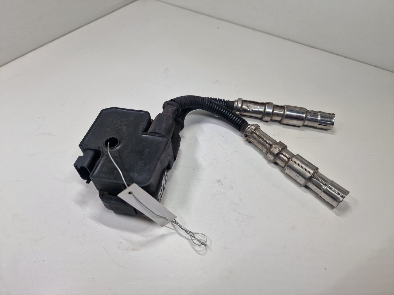 катушка зажигания Mercedes-Benz CLK-Класс W208/A208 1998, 3.2 л., i, бензин, АКПП, задний привод, 0221503012, 0001587303 - фото №1