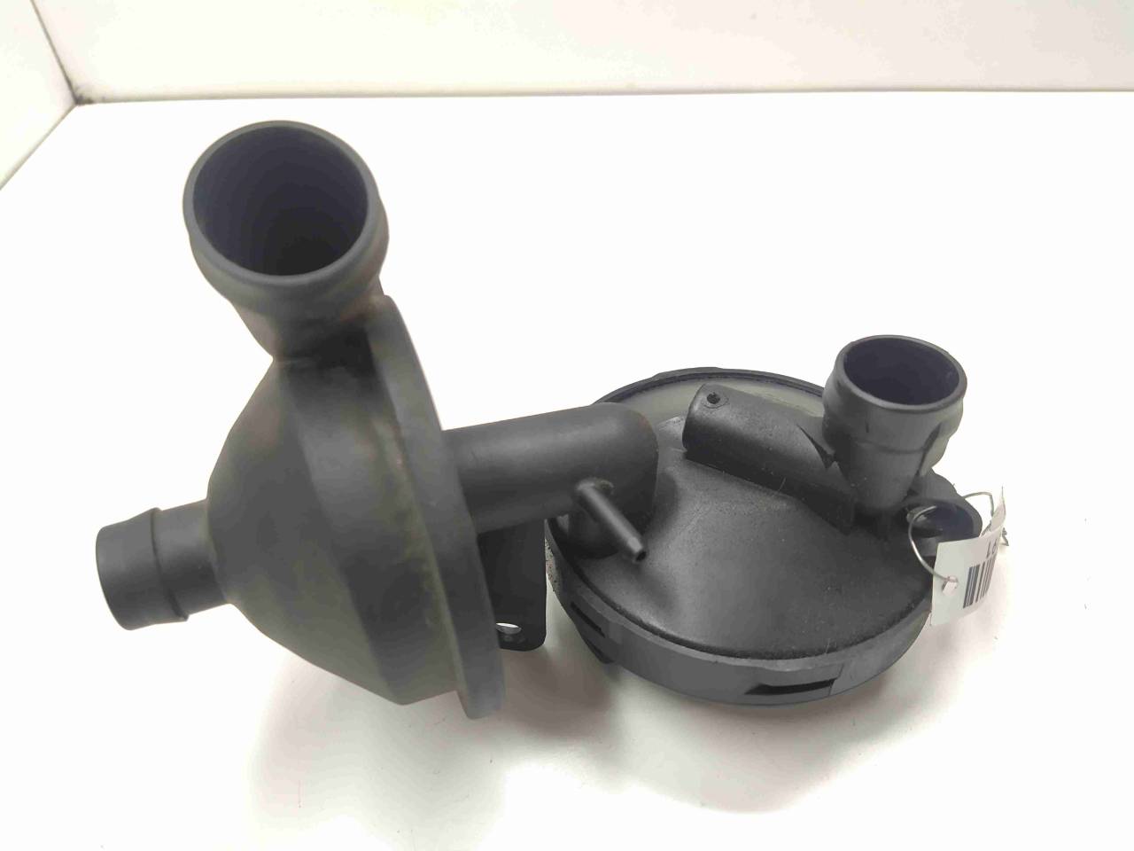 клапан вентиляции картера BMW 5 серия E39 1999, 2.5 л., i, бензин, МКПП, седан, задний привод, 11611432558, 1432558 - фото №1