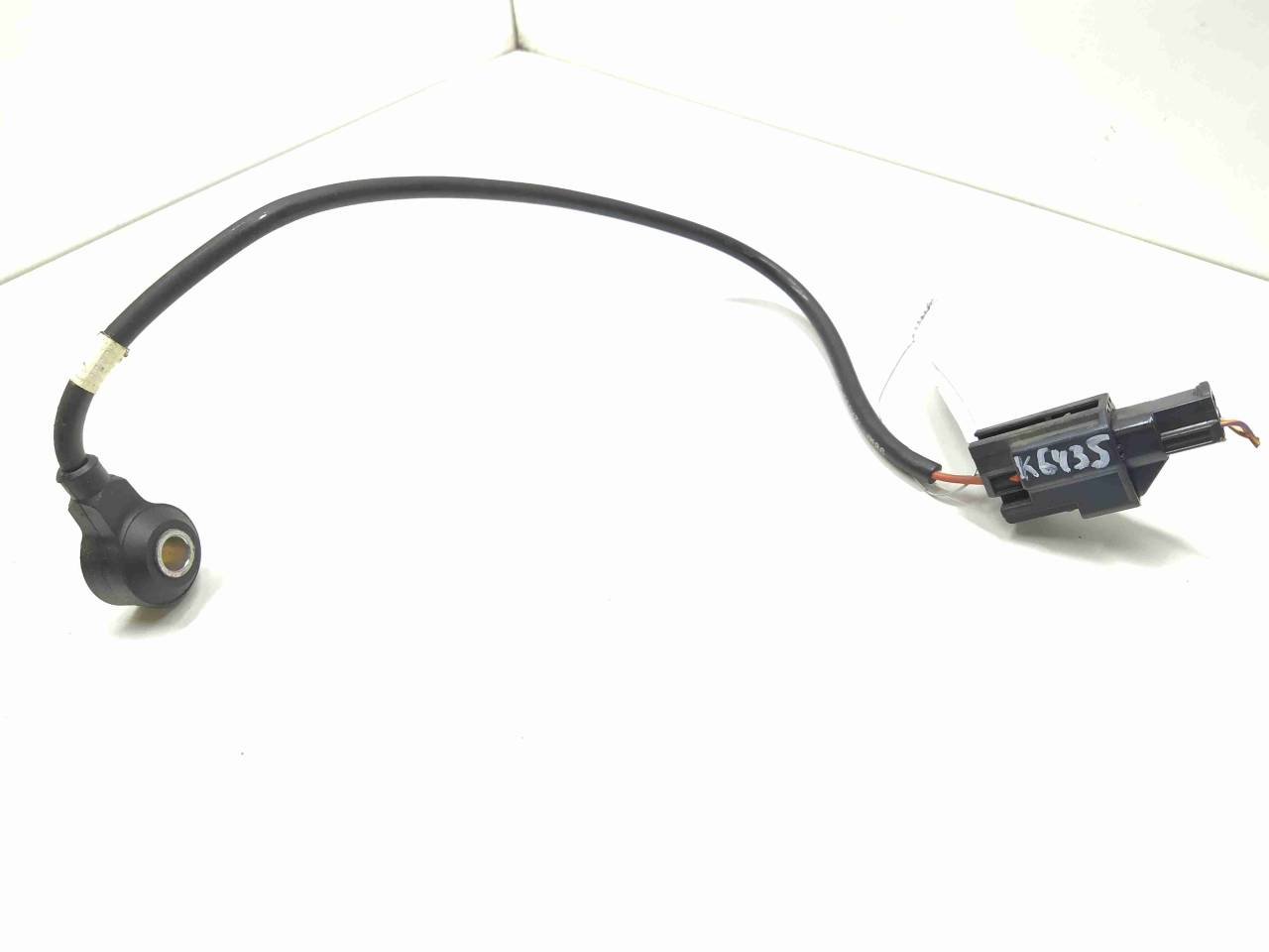 датчик детонации Ford C-Max 2 поколение 2011, 1.6 л., i, бензин, МКПП, передний привод, 98MF12A699BA - фото №1