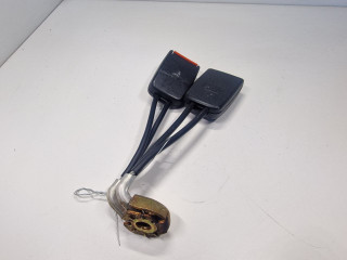 замок ремня безопасности Audi 80 B3 1987, 1.8 л., бензин, МКПП, седан, передний привод, 893857739