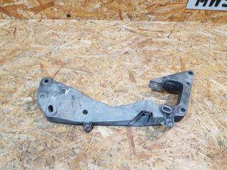 кронштейн КПП BMW 4 серия F32/F33 F32 2015, 3.5 л., дизель, АКПП, черный, купе, полный привод, правый руль, 6769281, 22116769281