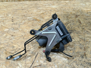 блок ABS BMW 5 серия F07/F10/F11 F11 2011, 3.0 л., дизель, АКПП, черный, универсал, задний привод, 6851374