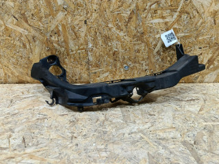 крепление фары правой BMW 3 серия E90/E91/E92/E93 E92 2007, 3.0 л., дизель, АКПП, купе, задний привод, правый руль, 51117154724, 7154724