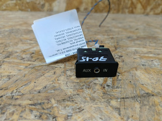 разъем AUX / USB BMW X5 E70 2008, 3.0 л., дизель, АКПП, внедорожник 5 дв., правый руль, 6986791, 61316986791, 84109237655, 9237655, 61310422643, 0422643, 61316930561, 6930561