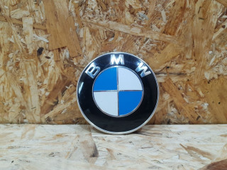 эмблема BMW 5 серия F07/F10/F11 F11 2011, 3.0 л., дизель, АКПП, черный, универсал, задний привод, 8132375