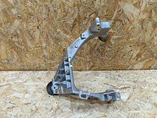 кронштейн (крепление) BMW 5 серия F07/F10/F11 F11 2011, 3.0 л., дизель, АКПП, черный, универсал, задний привод, 6140829