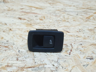 кнопка открытия багажника BMW X1 F48 2016, 2.0 л., дизель, АКПП, белый, внедорожник 5 дв., передний привод, правый руль, 9299447, 61319299447