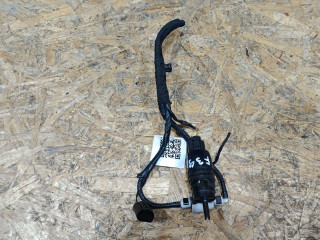 насос (моторчик) омывателя стекла BMW X2 F39 2018, 2.0 л., дизель, МКПП, внедорожник 5 дв., полный привод, правый руль, 7388349, 67127388349, 61662751743, 2751743, 67127340766, 7340766