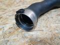 патрубок интеркулера BMW 3 серия F30/F31/F34 F30 2012, 2.0 л., N47 D20 C, дизель, МКПП, седан, задний привод, правый руль, 11618583389, 8583389, 11617810616, 7810616, 6961832 - фото №3
