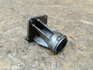 кронштейн полуоси BMW X5 E70 2007, 4.8 л., бензин, АКПП, серебро, внедорожник 5 дв., полный привод, правый руль, 7552538, 31507552537, 7552537