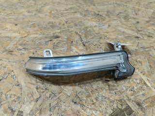 повторитель поворотов BMW 4 серия F32/F33 F33 2015, 2.0 л., бензин, МКПП, черный, кабриолет, задний привод, правый руль, 7280772, 63137280772, 2020-3102