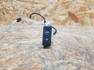 разъем AUX / USB BMW 3 серия E92/E93 [рестайлинг] E92 2010, 2.0 л., дизель, МКПП, купе, задний привод, правый руль, 6986791, 61316986791, 84109237655, 9237655, 61310422643, 0422643, 61316930561, 6930561