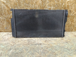 радиатор (основной) BMW 3 серия F30/F31/F34 F30 2013, 3.0 л., дизель, АКПП, черный, седан, задний привод, правый руль, 7600523, 17117600523, 17118673370, 8673370