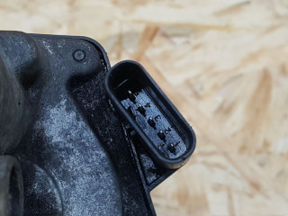 заслонка дроссельная BMW 3 серия F30/F31/F34 F30 2014, 2.0 л., дизель, МКПП, седан, полный привод, правый руль, 13547810752, 7810752