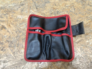 ящик под инструменты / набор инструментов BMW 3 серия E92/E93 [рестайлинг] E93 2011, 3.0 л., дизель, АКПП, черный, кабриолет, задний привод, правый руль