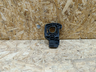 кронштейн радиатора BMW 5 серия F07/F10/F11 F11 2011, 3.0 л., дизель, АКПП, черный, универсал, задний привод, 7575247, 17117575247
