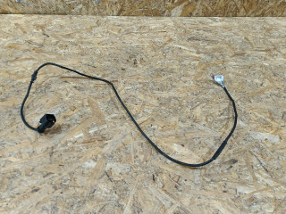 провод высоковольтный BMW 4 серия F32/F33 F33 2015, 2.0 л., бензин, МКПП, черный, кабриолет, задний привод, правый руль, 8636596