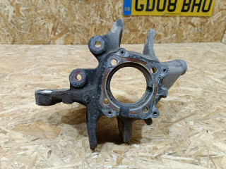 кулак задний правый BMW 5 серия F07/F10/F11 F11 2011, 3.0 л., дизель, АКПП, черный, универсал, задний привод, 6796100