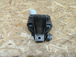 кронштейн двигателя BMW 5 серия F07/F10/F11 F11 2011, 3.0 л., дизель, АКПП, черный, универсал, задний привод, 6777623, 22116777624, 6777624
