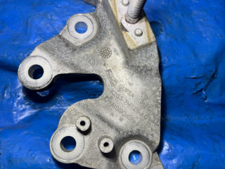 кронштейн КПП Ford Edge 2 поколение CD539 [рестайлинг] 2021, 2.0 л., бензин, АКПП, серебристый, внедорожник 5 дв., полный привод, K2G3-7M125-AC