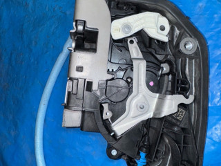 замок двери задней левой BMW X3 G01 2018, 51227281943